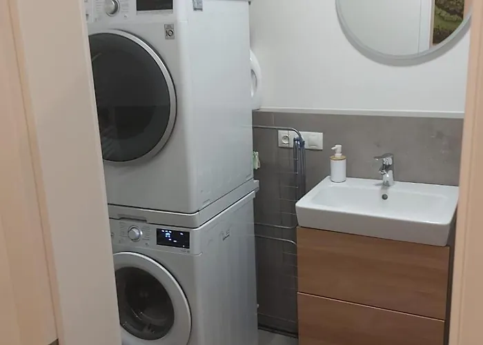 3 2x Balcony, New Building, 21 *